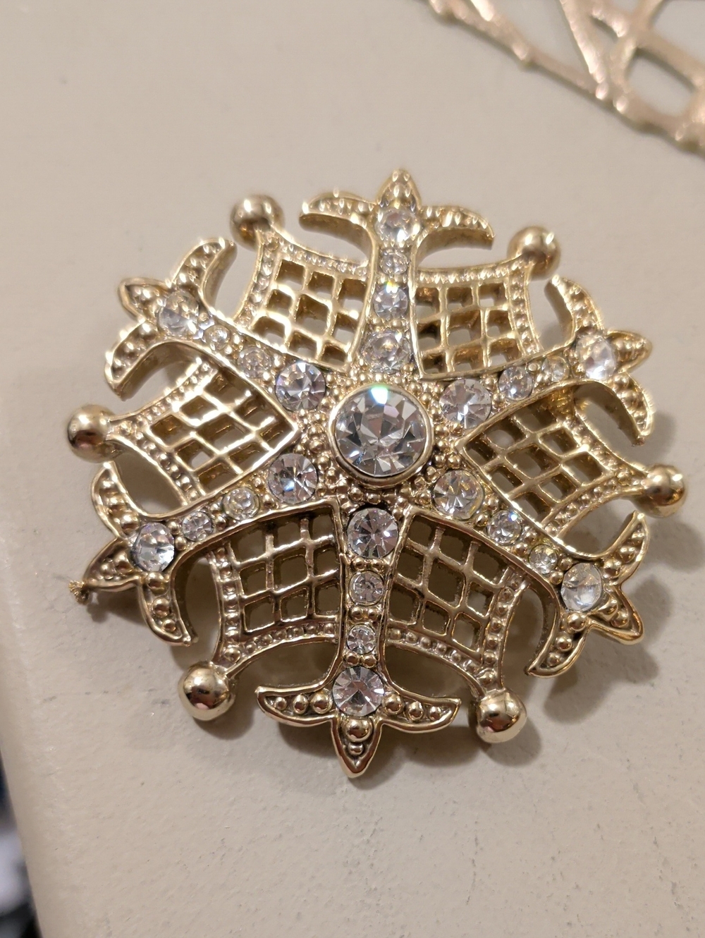 Monet Vintage Brooch Star / Snowflake Gold Plated Mid Century